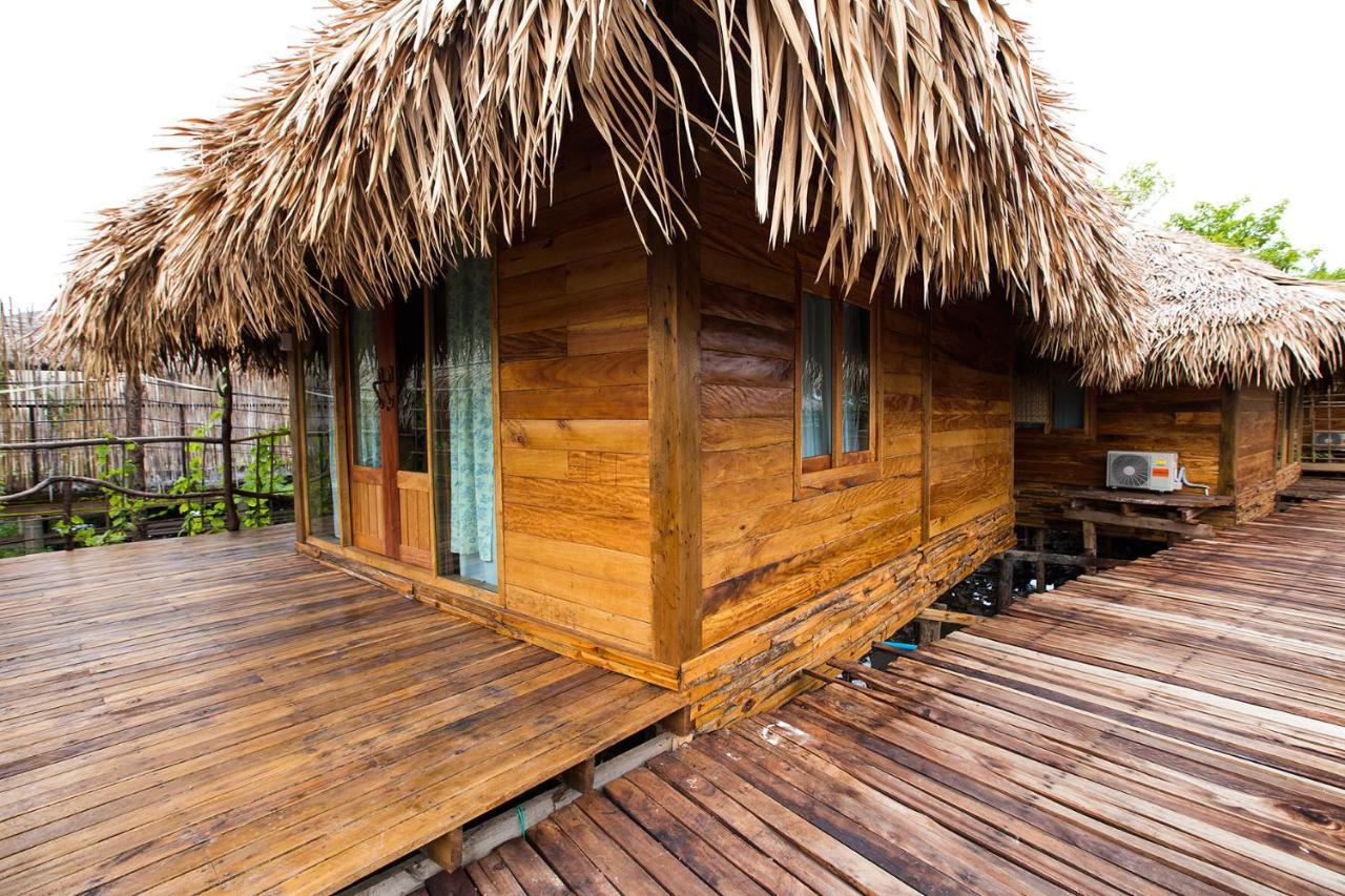 Baan​ Tonlamphu​ Pakpra Hotel Phatthalung Ngoại thất bức ảnh